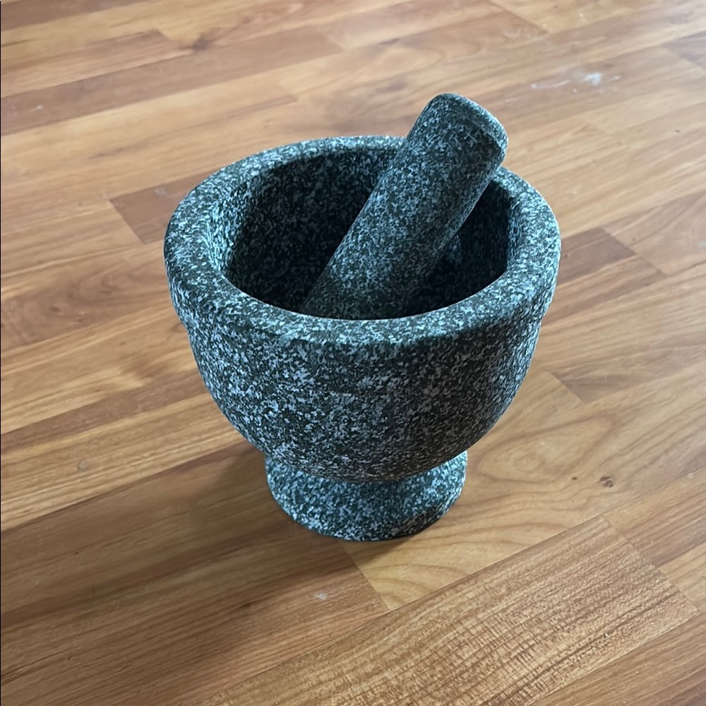 Granite Mortar and Pestle Set